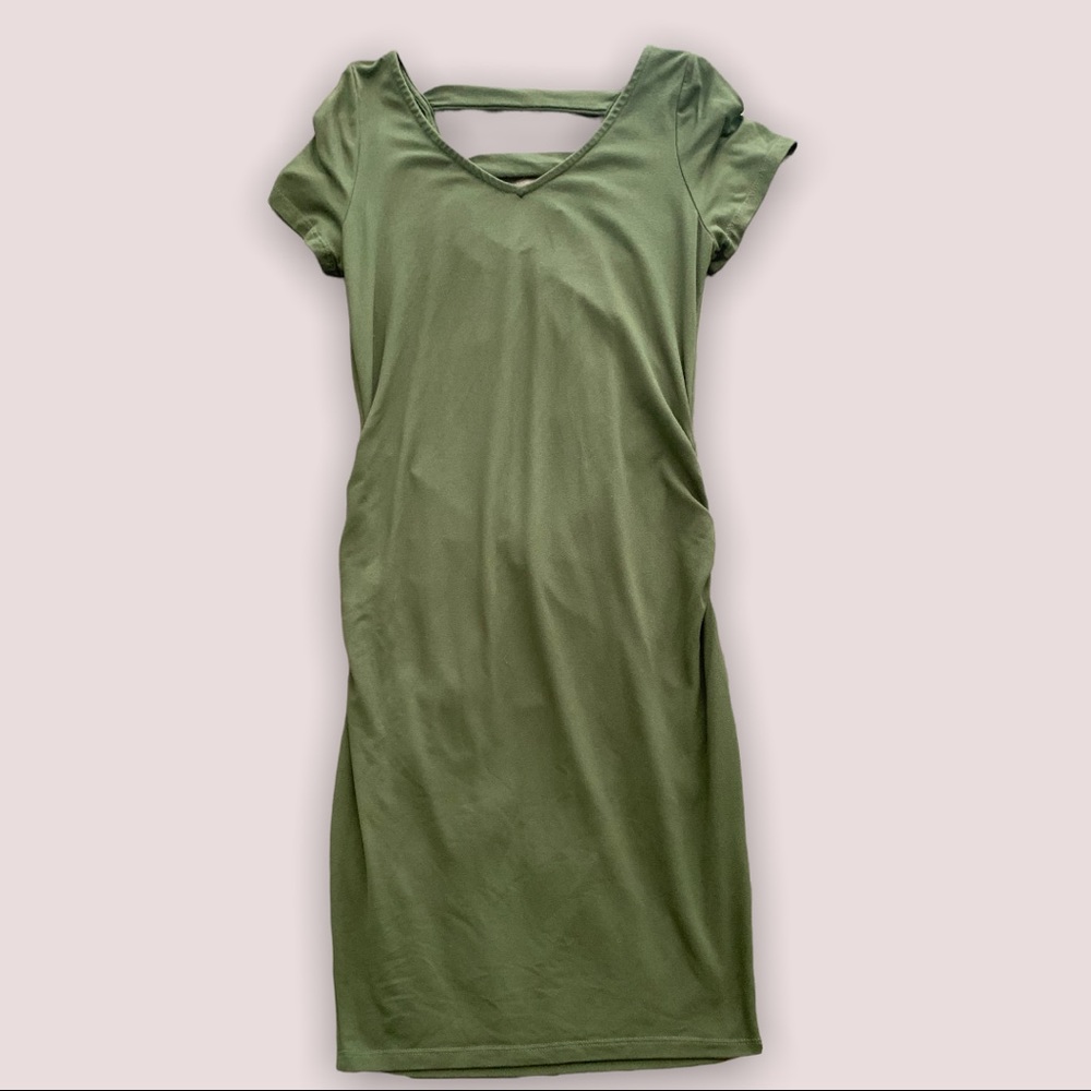 Full Moon
Sophy Maternity Back Detail Knit Dress